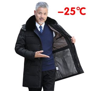 Зимняя толстая длинная мужская дневная куртка роскошный высококачественный меховой воротник Новый стиль людей среднего возраста Люди вскользь теплые пальто с капюшоном с капюшоном 201217