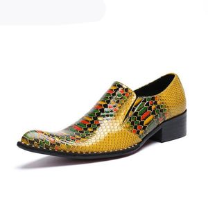 Ретро печать мужчины змеиные кожаные туфли роскошные вечеринки платье одежда формальные моды мужчины Оксфорд заостренной обувь плюс размер 38-46