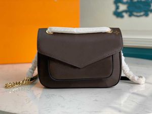 2021 Ny högkvalitativ väska Classic Lady Handbag Diagonal Bag Leather M45592 22-17-10
