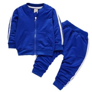 Bambini Autunno Moda Abbigliamento Baby Boys Girl Giacca in cotone Pantaloni 2pcs / Set Primavera Bambini Abbigliamento Abbigliamento Abbigliamento Infant Casual Tracksuit 201031