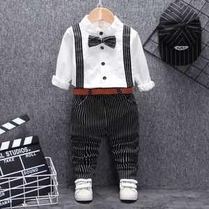 Britischer Stil Baby Boy Kleidung Ein Jahr Geburtstag Hochzeit Kostüm Set für Neugeborene Baby Boy Tops Hose mit Gürtel Anzug Kleidung Sets 201127