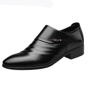 Homens elegantes vestido sapatos luxo pu sapatos de couro homens homens marrom casual homem negócio terno terno sapatos festa de moda apontou toe flats