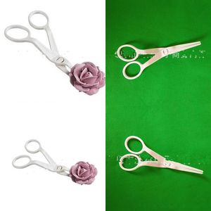 Wholesale cake icing decor for sale - Group buy 13 cm Plastic Cake Flower Nail Rose Cream Flowerlifter Cup Cakes Decor Icing Scissors Bakery Modeling Tool High Quality al G2