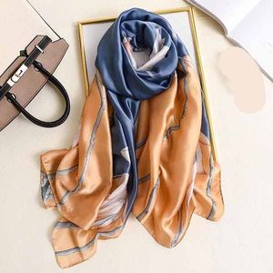 2020 Kvinnor Scarf Classic Silk Scarves Shawls Lady Wraps Soft Pashimina Kvinna Echarpe Designer Beach Stole Bandana