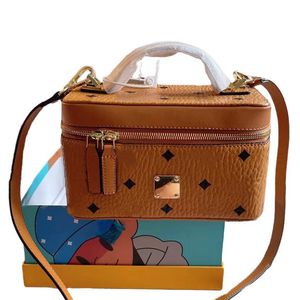 Kosmetiska påsar Luxurys Designers Väskor Kvinnor Gammal Blomma Make Up Bag Pouch Fashion Handväska Skulderbundet 1156