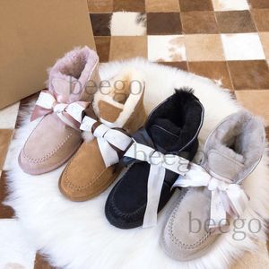 Box 2022 디자이너 여성 Fur Australia Boots 여성 클래식 스노우 부츠 호주 겨울 따뜻한 모피 보우 새틴 발목 부츠 푹신한 슬리퍼 보우 티 레이디 걸 신발