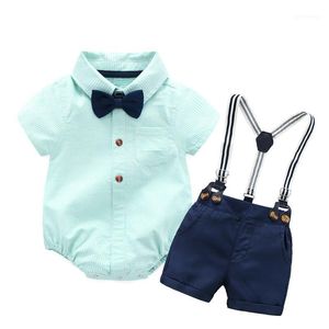 Completi di abbigliamento Vestiti per neonati Pagliaccetto + Fiocco Pantaloncini blu scuro Bretelle Cintura Infant Short Outfit1