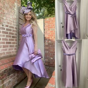 Purple Short Mother of the Bride Dresses V Neck Sleeveless Satin High Low Mother of the Groom Suit Evening Party Gowns