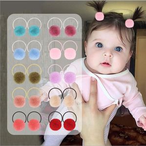 Opaski na głowę Futro Ball Baby Girl Hair Bow Cukierek Kolor Dzieci Elastyczne Hairbands Zima Jesień Pałąk Turban Heatwear Zespół Akcesoria B7682