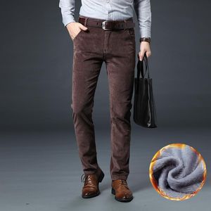 Jesień Zima Nowo projektant Moda Mężczyźni Dżinsy Elastyczne Slim Fit Casual Corduroy Spodnie Vintage Smart Velvet Ciepłe Długie Spodnie