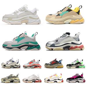 Paris Triple s Designers Sneakers Mens Kvinnor Casual Luxurys skor Triple s tränare Vit Alla Svarta Sport Utomhus Platform Dad Shoe