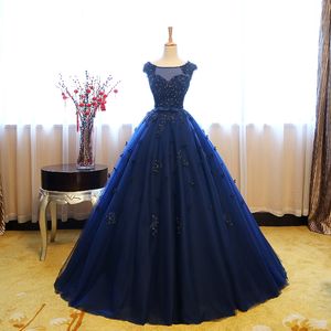 2021 New Sexy Backless Crystal Royal Blue Ball Gown Abiti stile Quinceanera Appliques Sweet 16 Dress Debuttante Prom Party Dress Custom Made 009