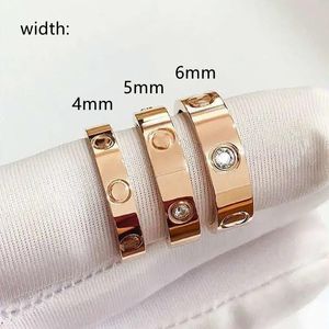 High quality designer stainless steel Band Rings fashion jewelry men s wedding promise ring women s gifts ring light with stand and phone holder