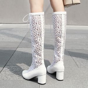 Venda Quente - 2019 Verão Respirável Malha Net Knee Botas High Botas de Calma Sexy Lace Up Redondo Toe Toe Tênis Preto Branco 34 37 38 42