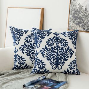 家の装飾刺繍クッションカバーネイビーブルーホワイトの幾何学的な花のキャンバスコットンスカア刺繍枕カバー45x45cm LJ201212541
