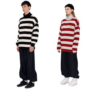 2020 jesień i zima para Nowy sweter dzianin Mężczyzna w stylu Hongkongu Czerwony i biały w paski Turtleeck Sweater Sweater Para Slim Cute Stripe