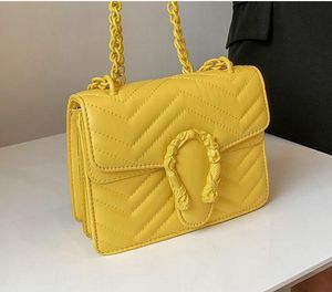 HBP 2022 yeni Çanta Kadın Kırmızı Çanta Çanta Ana Kesesi PU Deri Crossbody Messenger Çanta Bayan Omuz çantası beyaz Moda Baga satmak