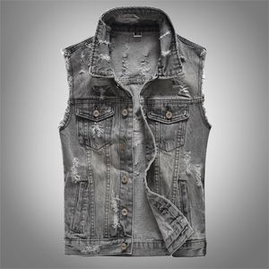 Primavera Outono Vintage Design Mens Denim Colete Masculino Retor Sem Mangas Casacos Homens rasgados Hole Jean Waistcoats Tamanho M-5XL 201120