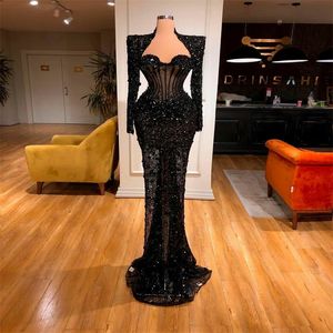 Luksusowy Czarny Prom Dress Dubai Arabia Kryształ Cekiny Koraliki Suknie Wieczorowe Długie Rękawy Chic Glitter Party Dress Custom Made Robe De Soiree
