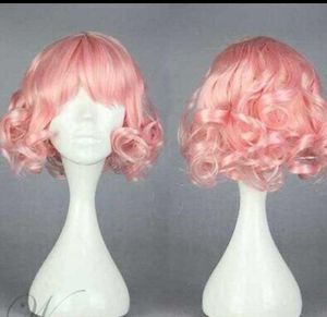 Mode rosa kort kjol värmebeständig fiber lockigt hår kvinnlig peruk