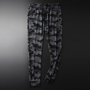 Camouflage Mens Luxury Printing Casual Sport Män Plus Storlek Hight Quality Fashion Slim Fit Man Byxor LJ201103