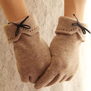 Fem fingrar handskar mode elegant kvinnlig ull pekskärm vinter kvinnor varm kashmir full finger läder båge prickade broderi handskar1