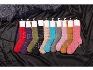 Модные носки Four Seasons Хлопковые блестящие носки хорошего качества ярких цветов для девочек Удобные и дышащие индивидуальные спортивные короткие носки