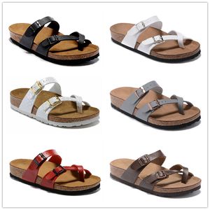 Mayari Classic Woman Cork Slippers Summer Cartoon Big Head Beach Sandals Designer Leather Flat Men Flip Flops Platform Slippers Top Quality Casual Shoes