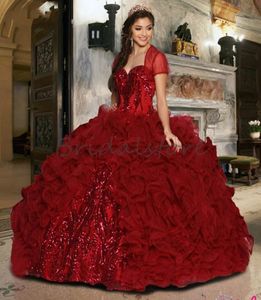 Luxury Burgundy Quinceanera Klänningar med Bolero Bling Sequins Applique Sweet 16 Dress Ruffles Kjol Prom Lacks Vestidos 15 Anos Prom Dress