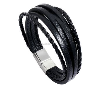 Braccialetti con fibbia in acciaio inossidabile alla moda Bracciale avvolgente multistrato in pelle Bracciale da uomo con polsino rigido e nero sabbiato