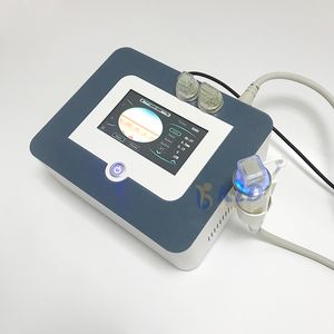 Micro ago RF frazionario isolato in oro Viso Corpo Microneedling Terapia Lifting della pelle Riduzione delle rughe Microaghi Dispositivo di rimozione delle cicatrici