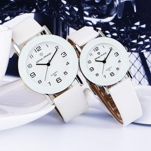 Top Classical Fashion Luxury Ladies Men Quartz Armbandsur Leather Strap Watch Par Enkel Design Student Lover Klockor