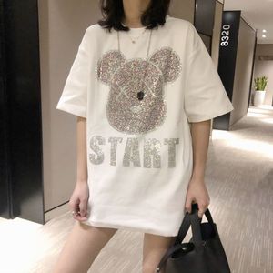 Branco de manga curta camiseta topos feminino coreano meados de comprimento solto perfuração urso plus size camisa verão mulher tshirts 45ux