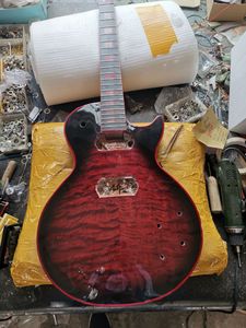Wholesale electric spiders for sale - Group buy Quilted Maple Top Crimson Window Burst Electric Guitar Ebony Fingerboard Red Binding Red Inlay Spider Logo Headstock Black Hardware