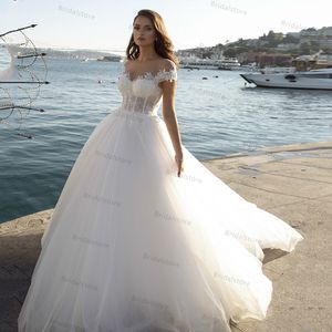 세련된 탑 레이스 비치 웨딩 드레스 짧은 소매 웨딩 드레스 2021 공주 Tulle 섹시한 가운 드 마리레