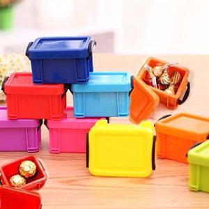 18PCS Plastic Mini Lock Container Candy Boxes Wedding Favors Party Reception Table Decors Birthday Event Gift Holder Little Things Container