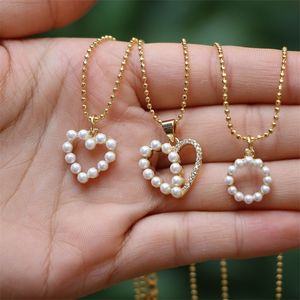 6st lyxig pärla med enkel stil av kärleksrunda hängande hjärtformad charm halsband