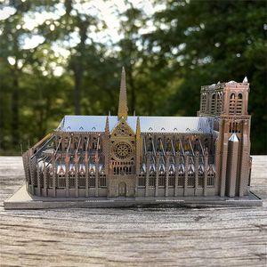 Notre Dame Cathedral Diy3d Metal Pussel Moskva Byggnad Modell Kit Laser Skärning Pussel Vuxen Barn Utbildningssamling Toy 201218