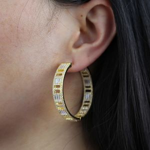 Toppkvalitet Ny stor stor cirkel runt 45mm hoop örhängen för kvinnors mode uttalande gyllene punk charm örhängen party smycken wholeslae