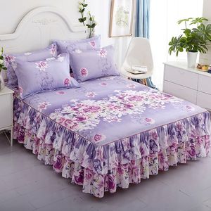 Conjunto de 3 peças roupa de cama saia para cama + 2 fronhas grátis colcha de casamento lençol capa de colchão completo lençóis de cama queen size king size Y200417