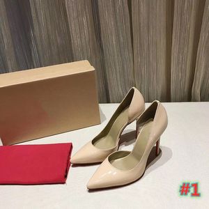 Top Quality Ladies Pointed high-heeled shoes Fashion Banquet Stylist Ladies Dress Shoes Wedding party Dress shoes size34-42