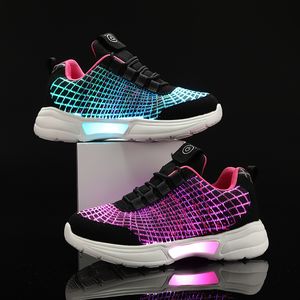 Sneakers luminose di Zlejerry Nuove scarpe in fibra ottica per le donne uomini ragazzi ragazze scarpe ricaricabili USB per regalo di Natale LJ200907