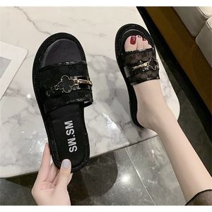 Chinelos de verão mulheres vestir 2020 Nova moda confortável fundo plano de fundo bonito sandálias de cristal Sapatos Zapatillas mujer x1020
