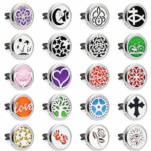 Anioł na Księżycowym Samochodowym Odświeżacz 30mm Aromatherapy Essential Oil Dyfuzor Locket Vent Clip z 10 sztuk Podkładki Kolor losowo