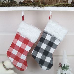 Buffalo Plaid Christmas Stocking Faux Fur Mankiet Kominek Wiszące Prezenty Torba Family Holiday Xmas Party Decor JK2011PH