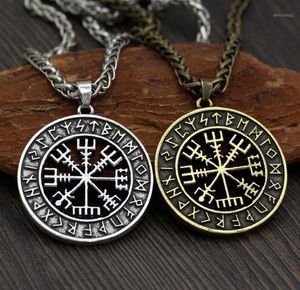Viking Islandais Casque de Vegvisir Heureur d horreur dans le cercle runique Pendentif Statisse magique Compass rune amulette collier1
