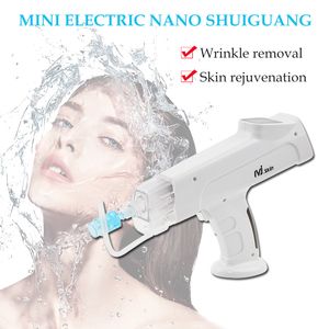 Hem Använd elektrisk mikronedling auto vatten mesotherapy injektion pistol nano nål derma penna för hudföryngring