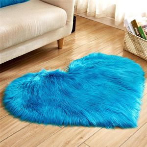 Plush Heart Shape Mat Living Room Office Imitation Wool Carpet Bedroom Soft Home Non Slip Rugs EEF3575