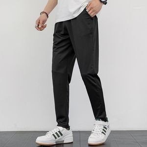 Calças jeans masculinas calças de seda 2022 verão malha ar condicionado casuais leggings grandes esportes grandes