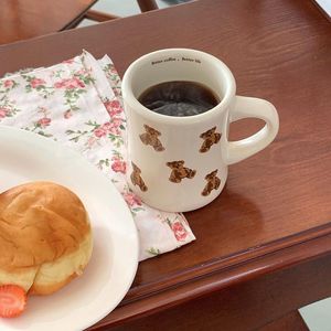 マグスカットライフかわいいクマの小さなセラミックコーヒーマグカップキッチンミルクティー朝食ホームカップルギフトを飲む北欧の装飾